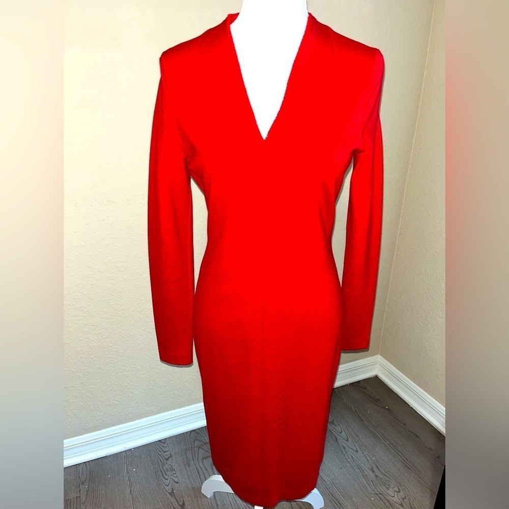 Esacada ‘Dzanna’ V-Neck Fitted Dress in ‘Lacquer’ NWT